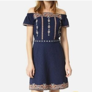 Tory Burch NWTs Nell Embroidered Dress